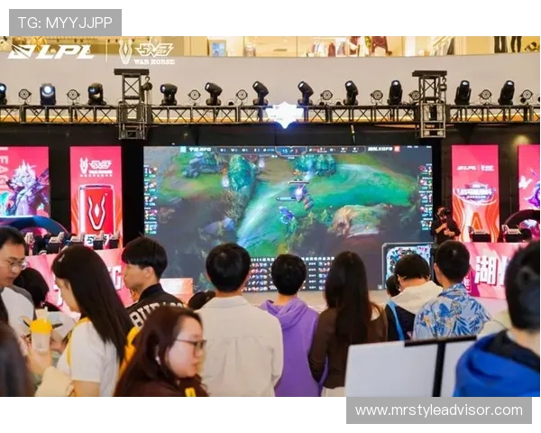 燃情召唤竞技巅峰英雄联盟全球总决赛再掀电竞狂潮 燃情召唤竞技巅峰英雄联盟全球总决赛再掀电竞狂潮