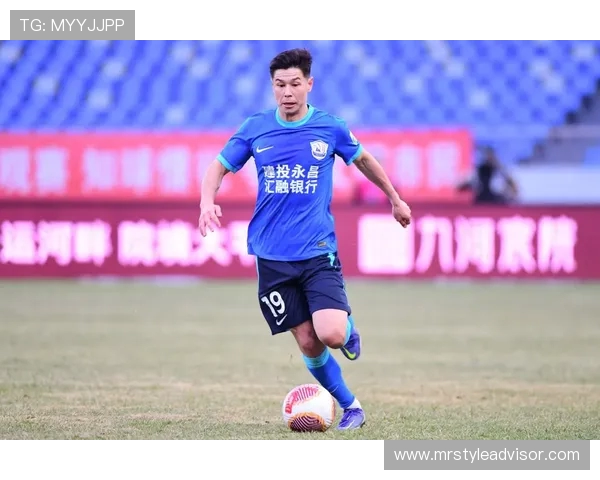 沧州雄狮奋勇出征迎战强敌全力争胜彰显球队决心与实力