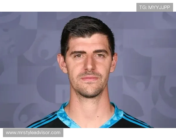 蒂博库尔图瓦伤愈归来带领皇家马德里重返巅峰再现世界第一门将风采