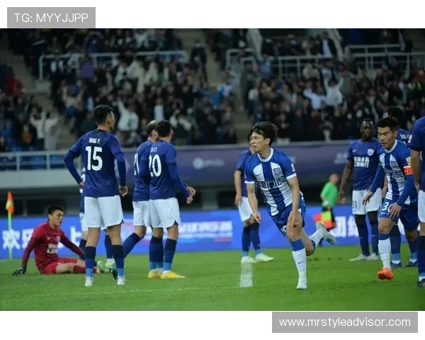 南京篮球队边路渗透战术解析与球队发展前景探讨