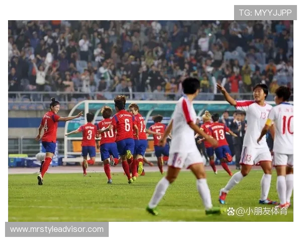 世预赛激战中国队迎战韩国队长沙掀起足球热潮球迷齐聚助威