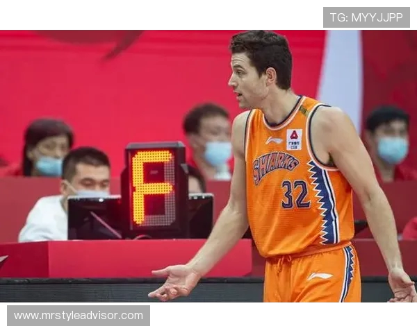 可兰白克的传奇人生与对现代文化的深远影响探讨